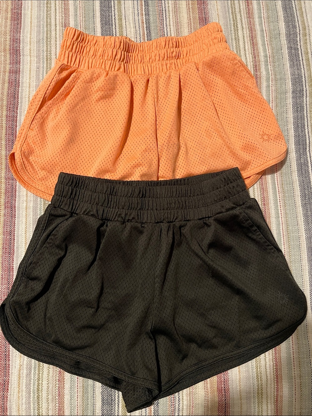aerie Two-Pack Athletic Shorts in Peach and Black